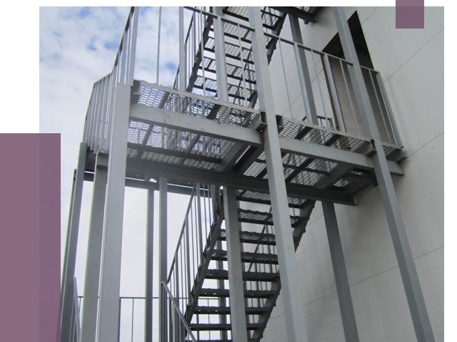 Монтаж пожарных лестниц в Омске от 7880 руб.