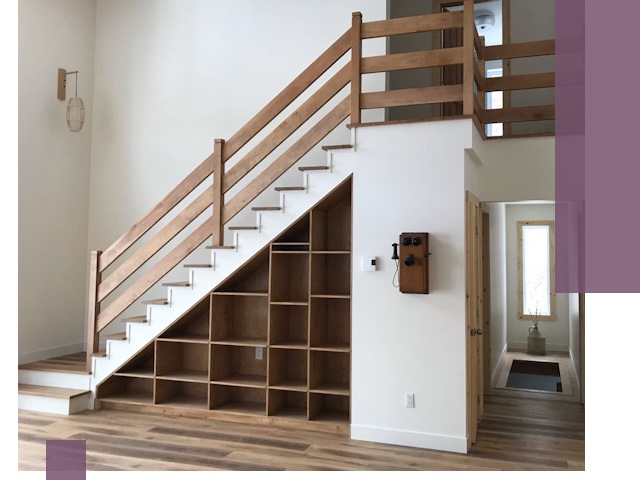 Монтаж деревянных лестниц под ключ в Омске, качественно и быстро