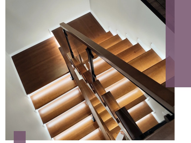 Изготовление П-образных лестниц под ключ в Омске