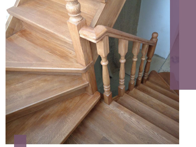 Дубовые лестницы под ключ в Омске: изготовление и монтаж