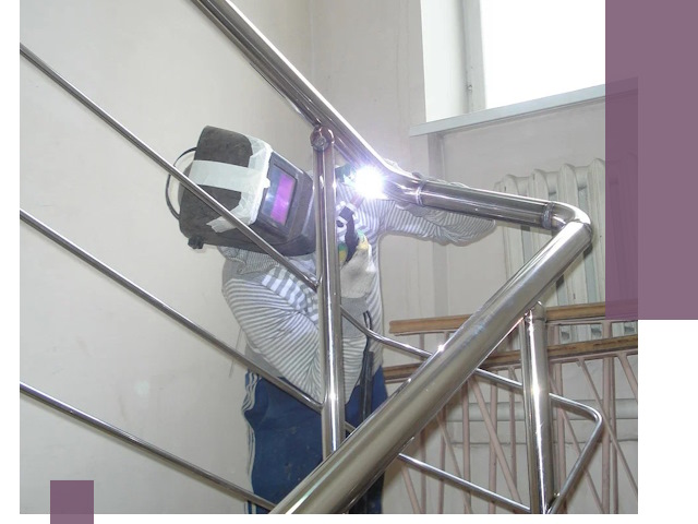 Монтаж перил и ограждений качественно в Омске