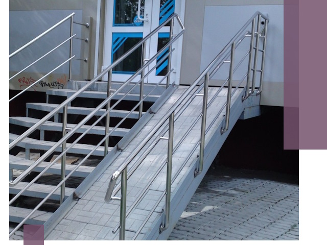 Пандус на крыльцо под ключ в Омске: монтаж и изготовление