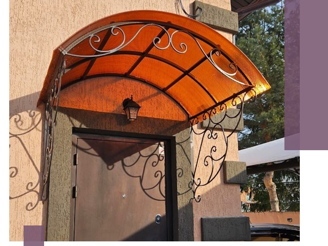 Демонтаж козырьков в Омске быстро и безопасно