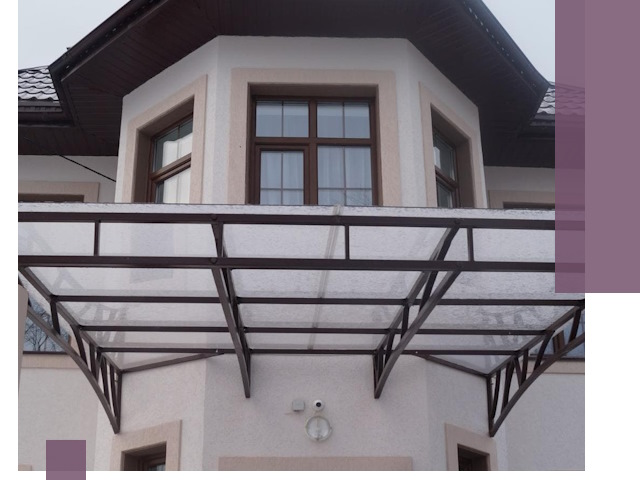 Козырьки из поликарбоната под ключ в Омске