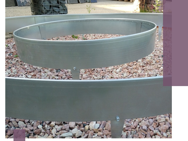 Нержавеющие бордюры под ключ в Омске — изготовление и монтаж