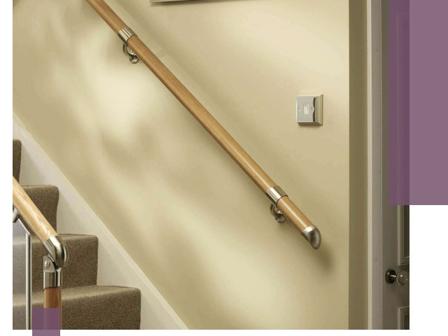 Монтаж пристенных поручней профессионально в Омске